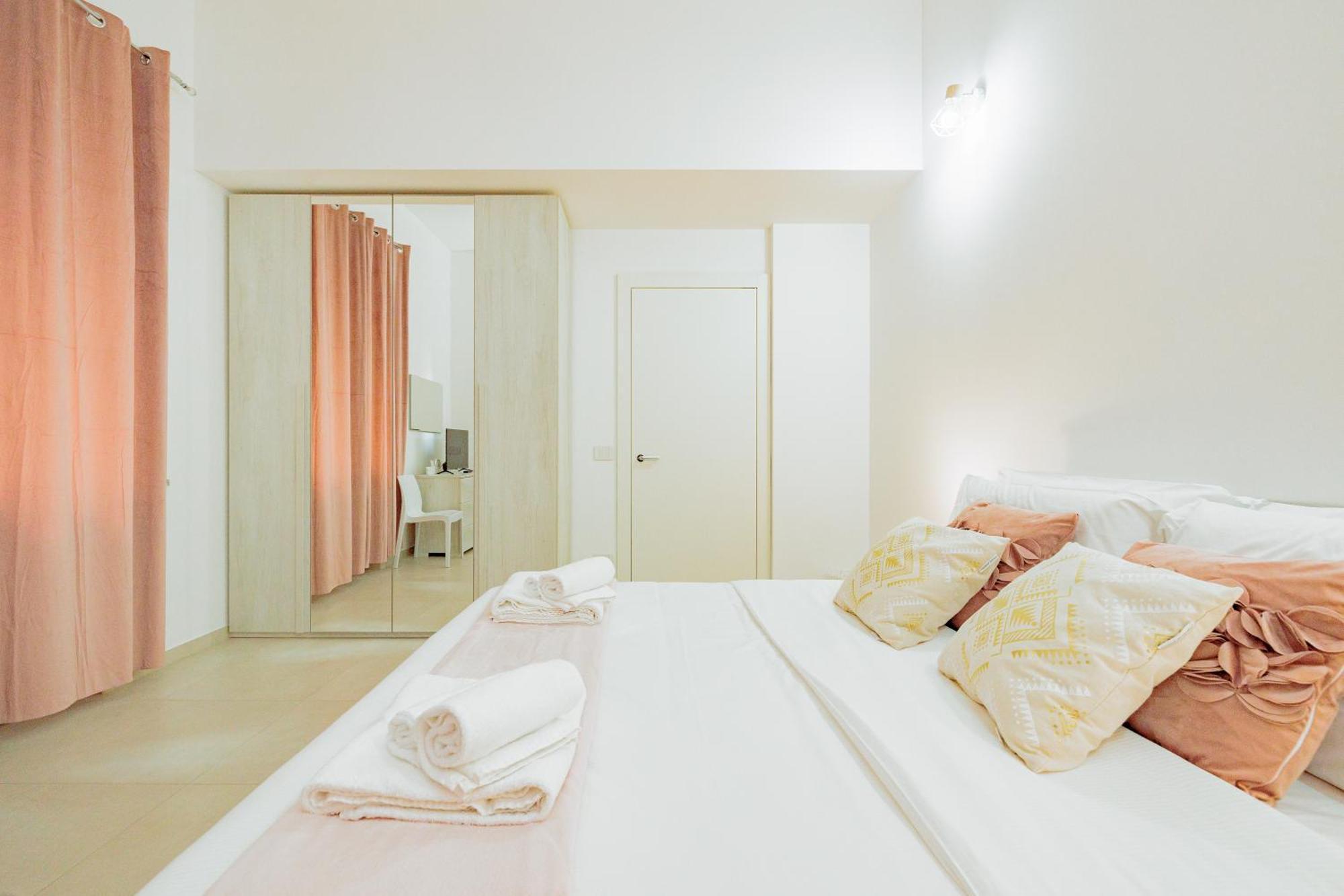 La Casa Di Alessia Nel Centro Di Como - Alessiatravelling Bagian luar foto